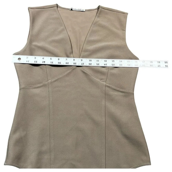 Abercrombie & Fitch Beige Crepe Plunging Neck Line Thong Bodysuit Size Large - Picture 6 of 10